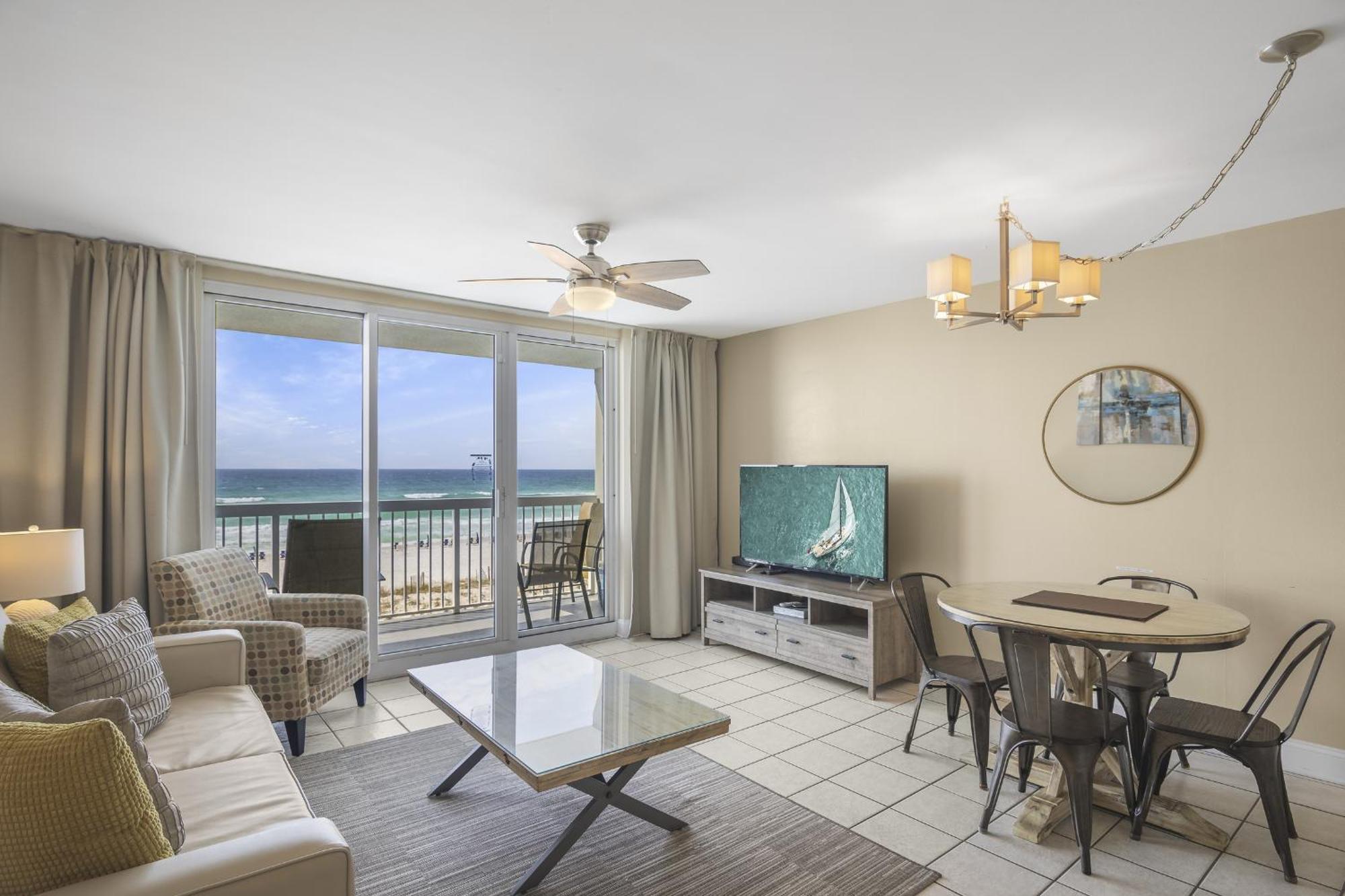 Pelican Beach Resort Condos Destin Room photo